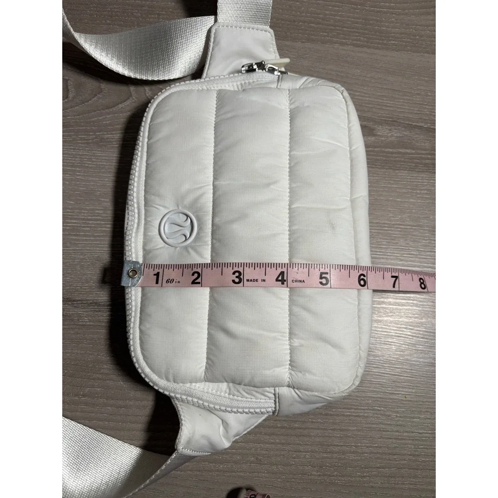 Lululemon Everywhere Belt Bag White Quilted Puffer‎ Nylon Crossbody Waist Active